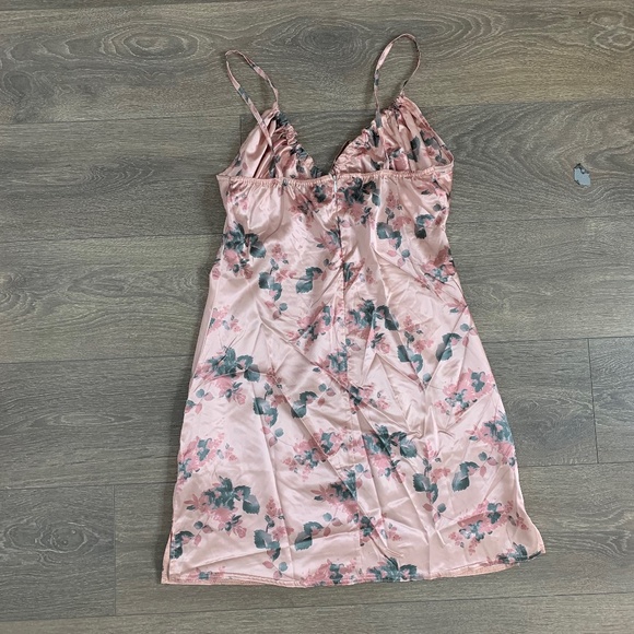 Nasty Gal Vintage Gather Detail Floral Mini Dress Rose Pink Size 4 - Picture 15 of 16